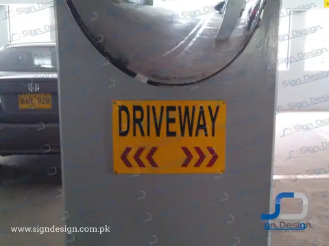 Parsa Tower Parking Signs – project image 8