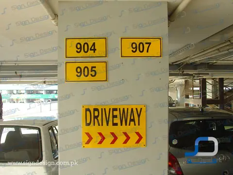 Parsa Tower Parking Signs – project image 5