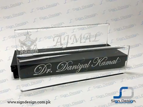 Desktop Acrylic Name Plates – project image 1